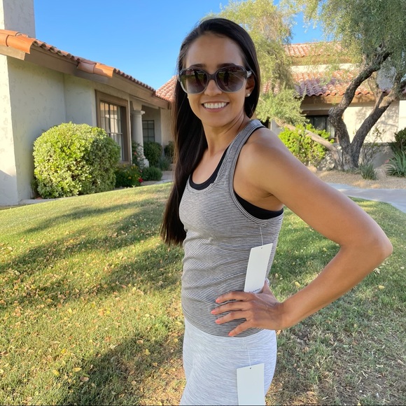 Lululemon Swiftly Tech Racerback 2.0 - Picture 8 of 10